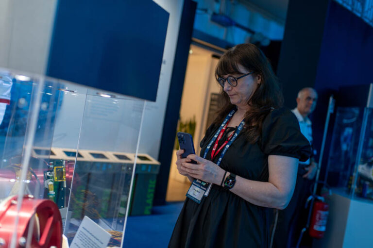 ESA_DAY2_022