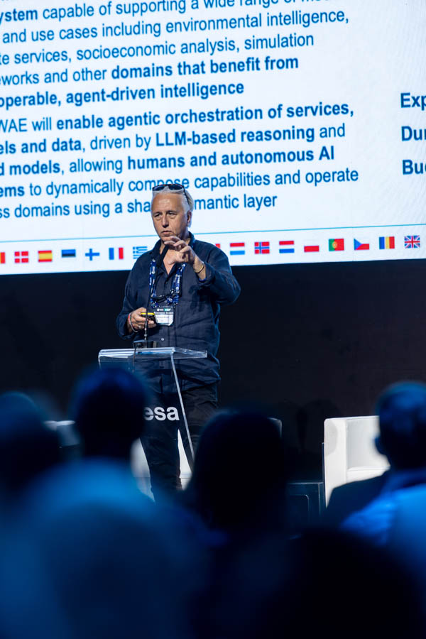 ESA_DAY2_063