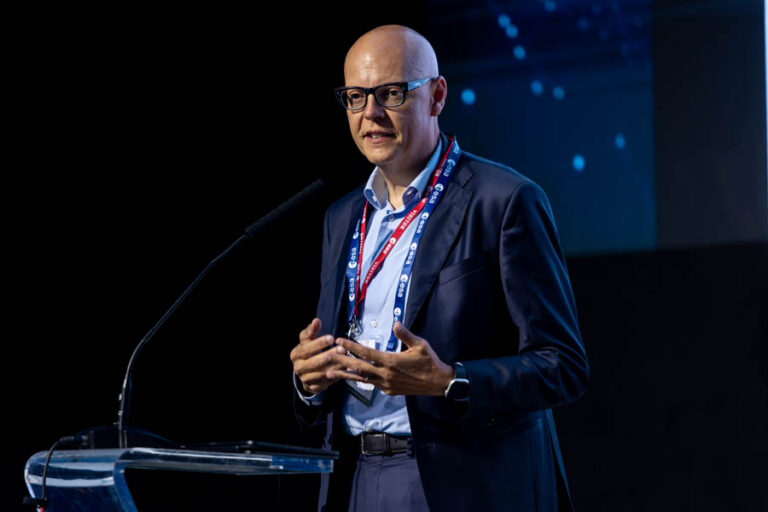 ESA_DAY2_069