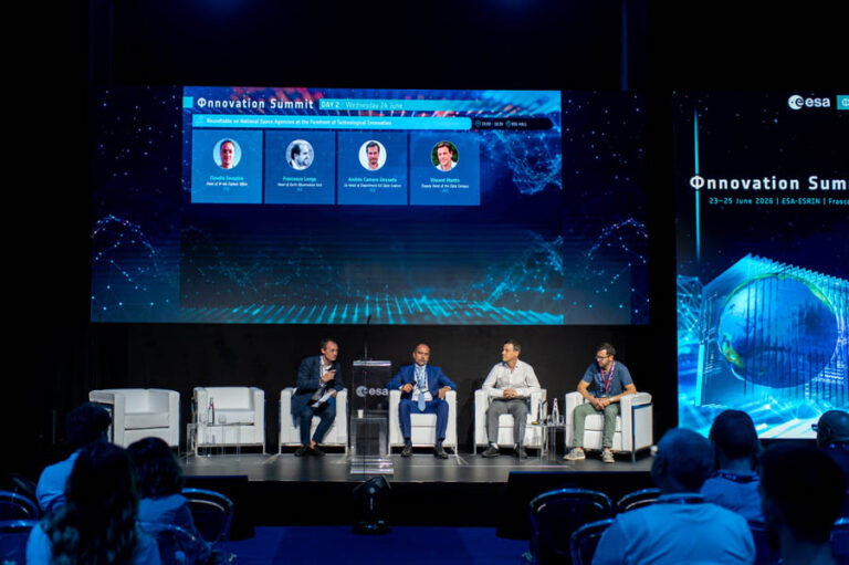 ESA_DAY2_081