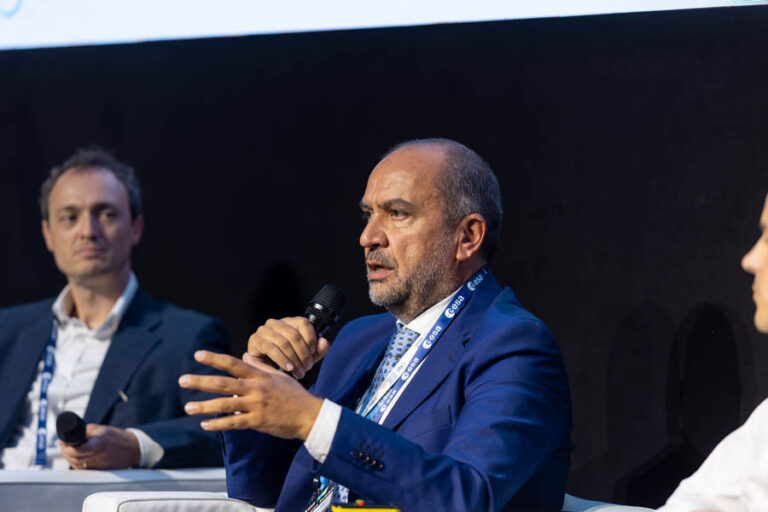 ESA_DAY2_088
