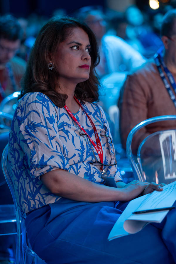 ESA_DAY2_100