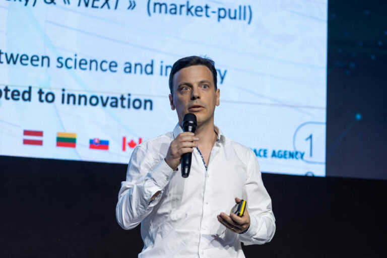 ESA_DAY2_112