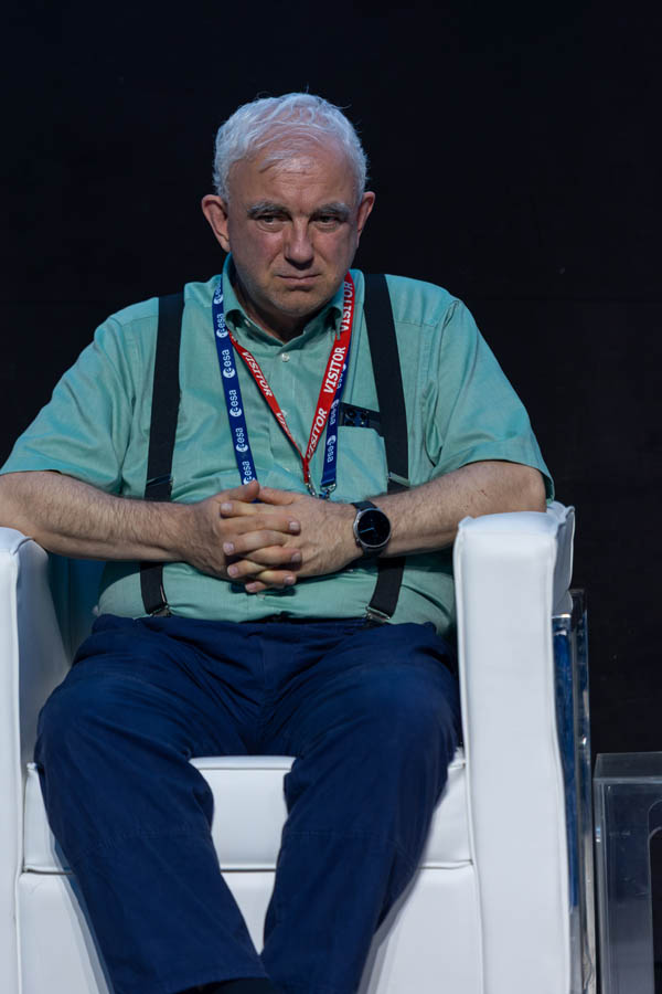 ESA_DAY2_129