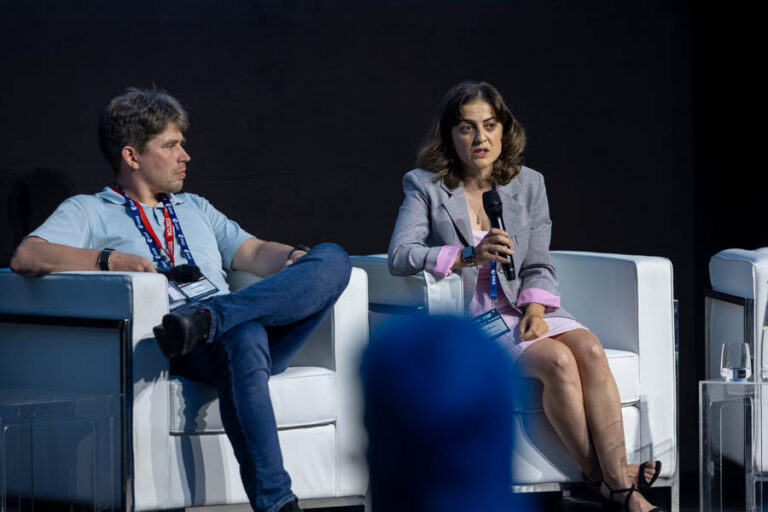 ESA_DAY2_147