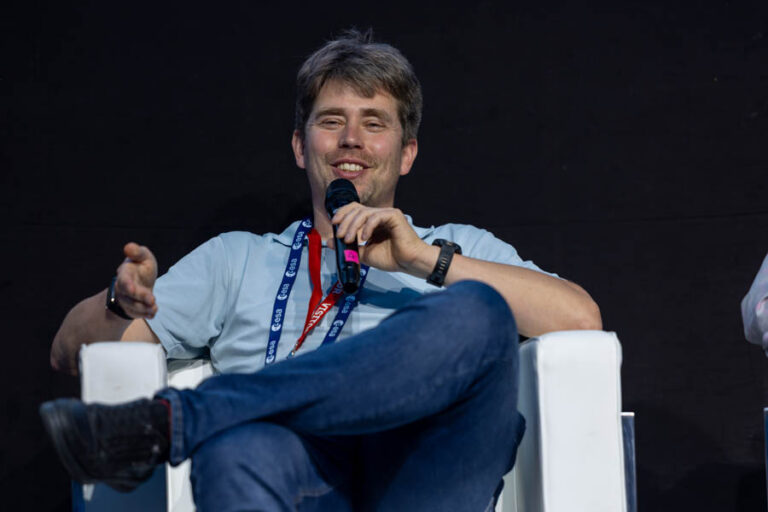 ESA_DAY2_156