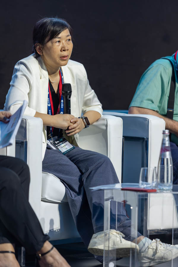 ESA_DAY2_176