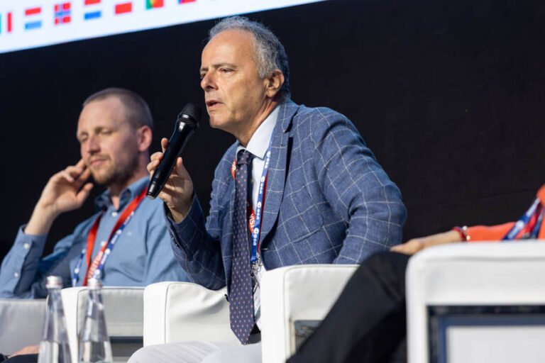 ESA_DAY2_199