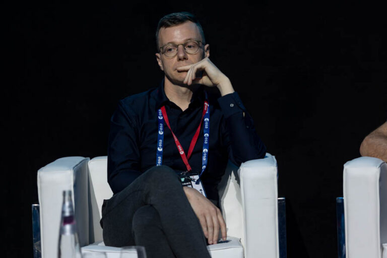 ESA_DAY2_208