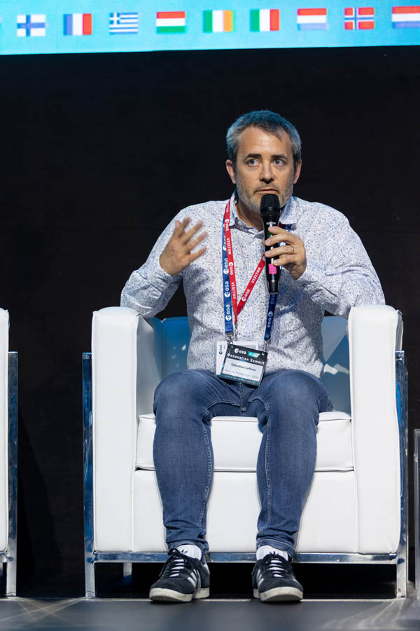 ESA_DAY2_213