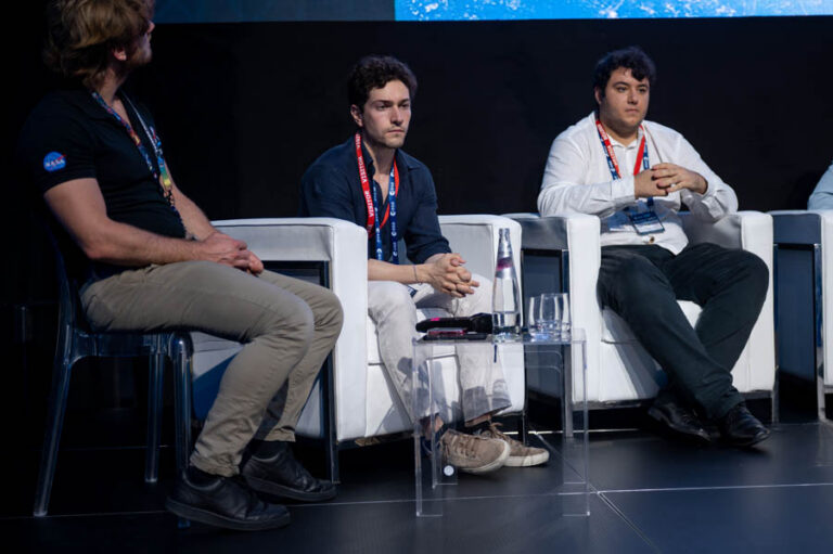ESA_DAY2_290
