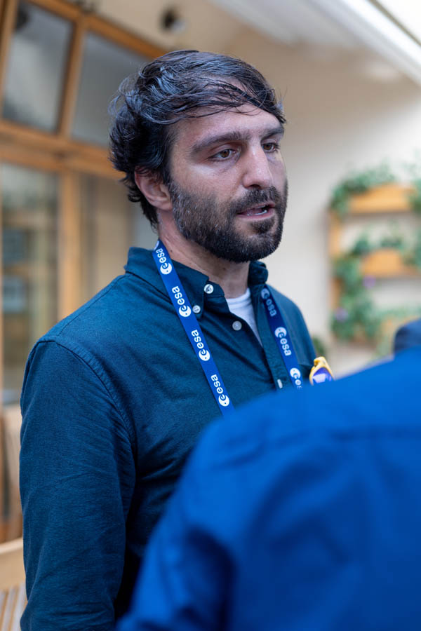 ESA_DAY2_307