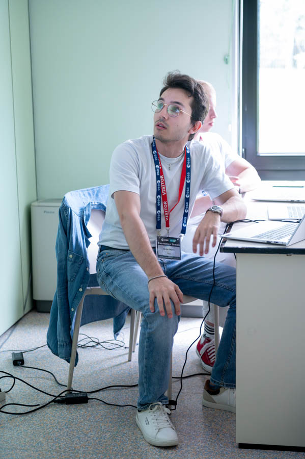 ESA_DAY2_370