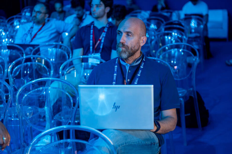 ESA_DAY2_379