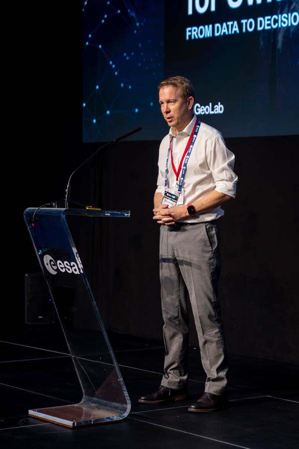 ESA_DAY3_046