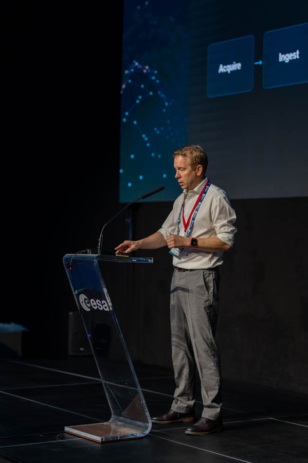 ESA_DAY3_054