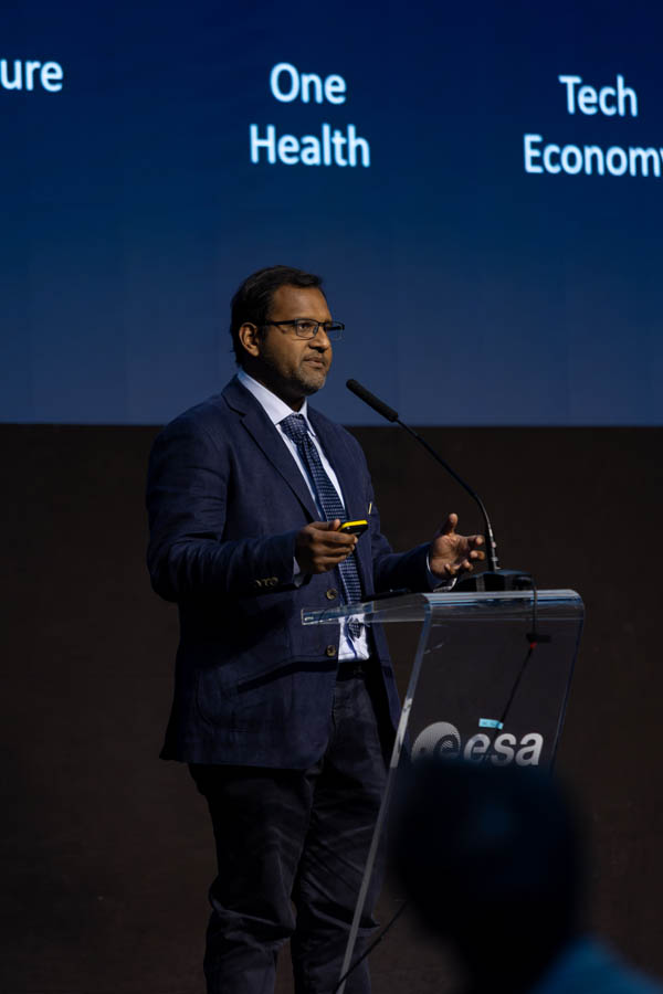 ESA_DAY3_176