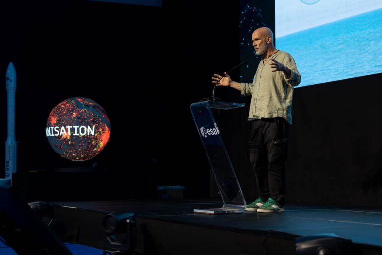 ESA_DAY3_188