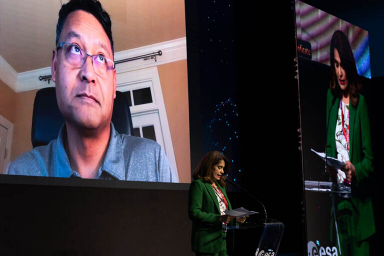 ESA_DAY3_207