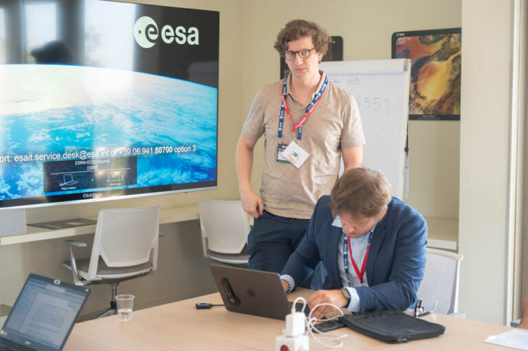ESA_DAY3_287